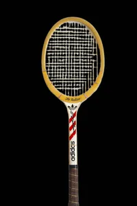 Racheta de tennis Adidas "Ilie Năstase " cu autograf original view 1