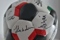 Minge World Cup 1990 semnata de Echipa Romaniei  view 6